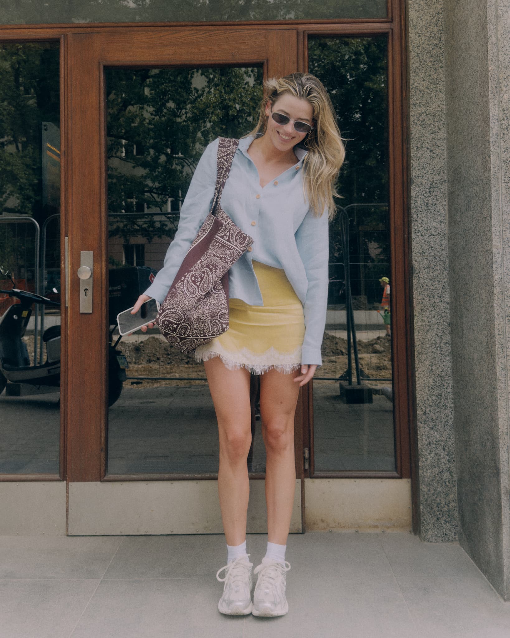 JOLIE LACE SKIRT