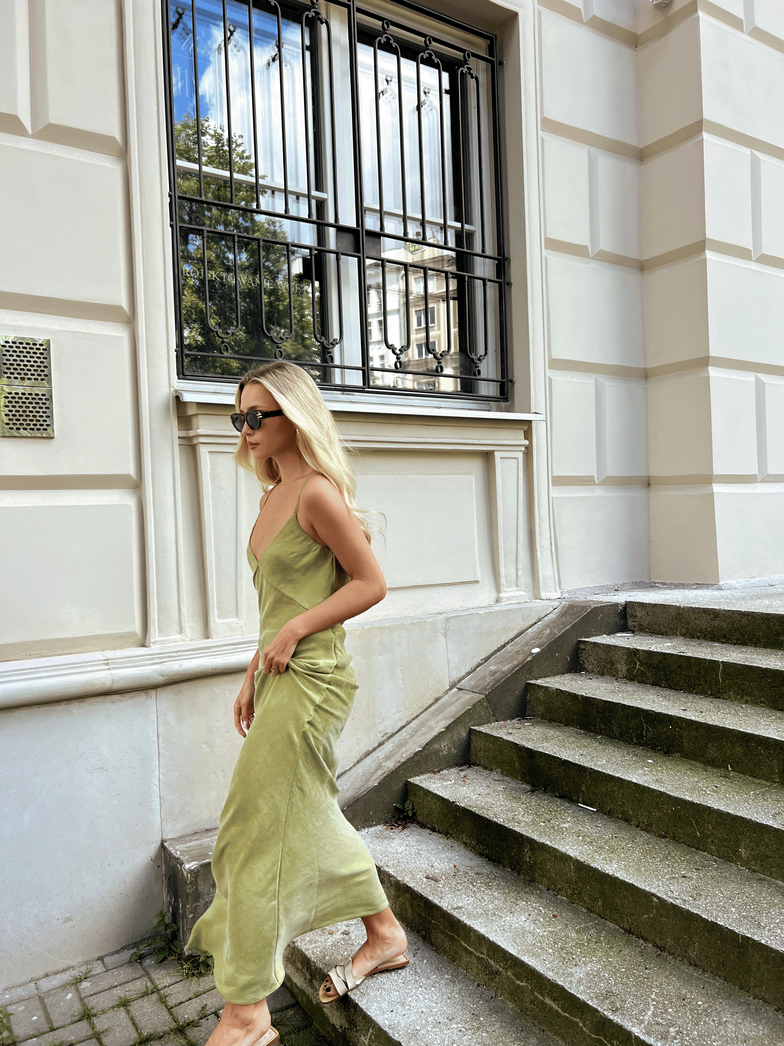 SUKIENKA RAYA OLIVE